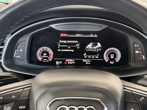 Used 2023 Audi Q7 2.0T Premium Plus w/ Premium Plus Package AWD/4WD image 17