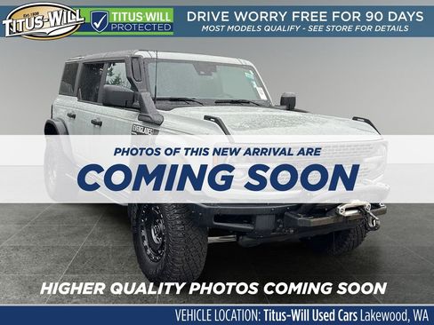 Used 2024 Ford Bronco Everglades image 1
