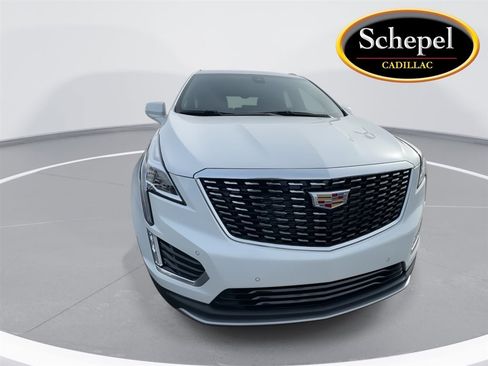 Certified 2025 Cadillac XT5 Premium Luxury w/ LPO, Floor Liner Package image 3