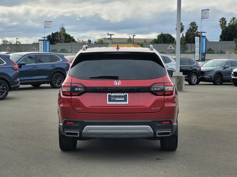 Certified 2024 Honda Pilot Elite image 6