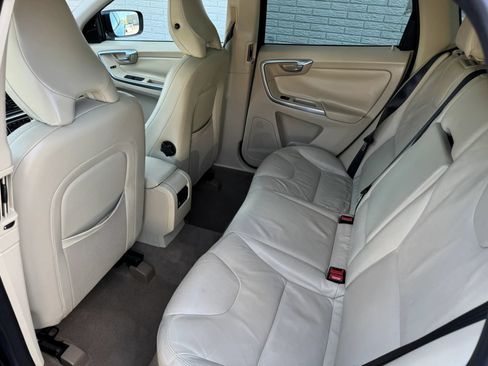 Used 2013 Volvo XC60 3.2 FWD image 17