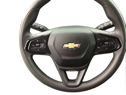 Used 2025 Chevrolet TrailBlazer LT AWD/4WD image 17