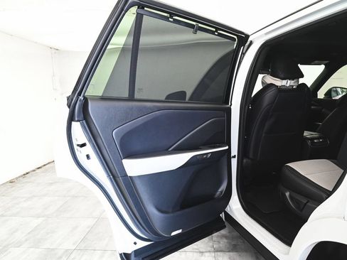 Used 2024 Lexus TX 500h AWD w/ Technology Package image 11