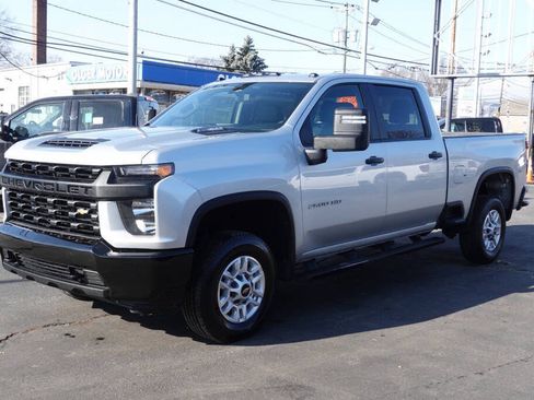 Used 2022 Chevrolet Silverado 2500 W/T w/ WT Convenience Package AWD/4WD image 2
