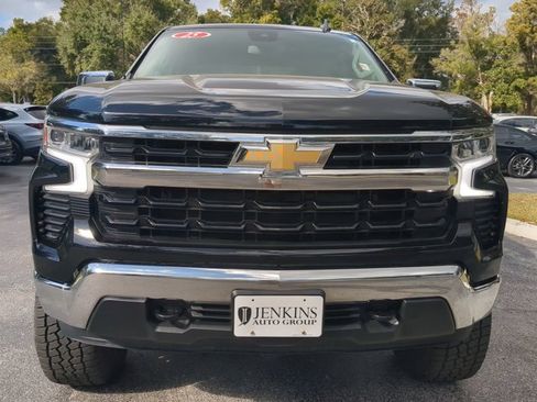 Used 2025 Chevrolet Silverado 1500 LT image 9