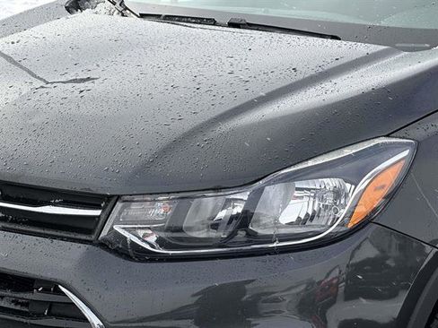 Used 2019 Chevrolet Trax LS image 7