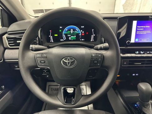 Used 2026 Toyota Camry LE FWD image 18