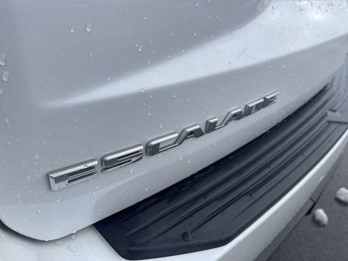 Used 2021 Cadillac Escalade ESV Premium Luxury Platinum image 12