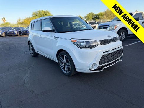 Used 2016 Kia Soul + w/ Soulful Package FWD image 1