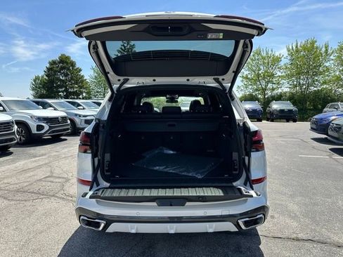 New 2026 BMW X5 xDrive40i w/ M Sport Package AWD/4WD image 37