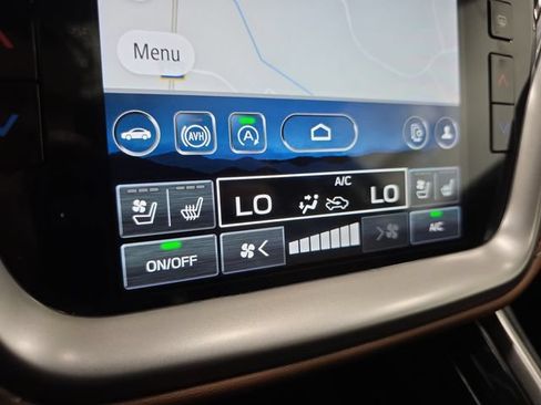Used 2024 Subaru Outback Touring AWD/4WD image 23