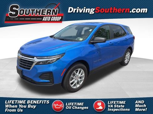 Used 2024 Chevrolet Equinox LS w/ LS Convenience Package FWD image 1