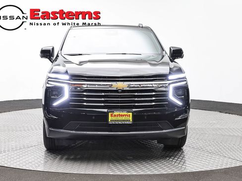Used 2025 Chevrolet Tahoe LT AWD/4WD image 2