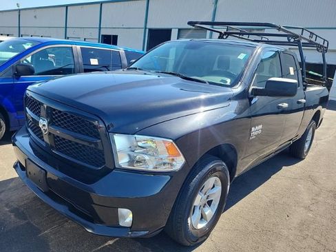 Used 2019 RAM 1500 Express AWD/4WD image 2