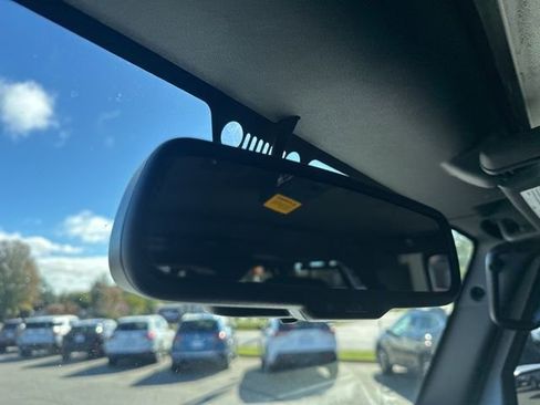 Used 2017 Jeep Wrangler Unlimited Sahara w/ Dual Top Group image 26