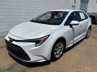 Used 2024 Toyota Corolla LE FWD video 1
