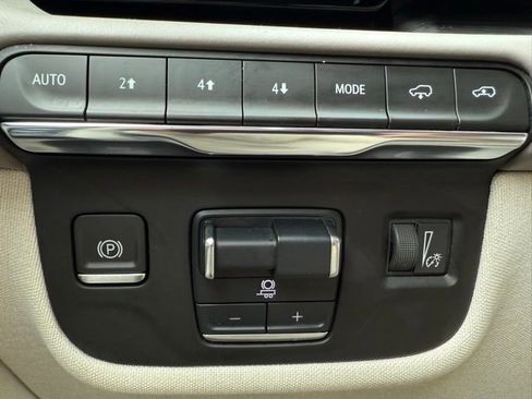 Used 2021 Cadillac Escalade Sport Platinum w/ Heavy-Duty Trailer Package image 47