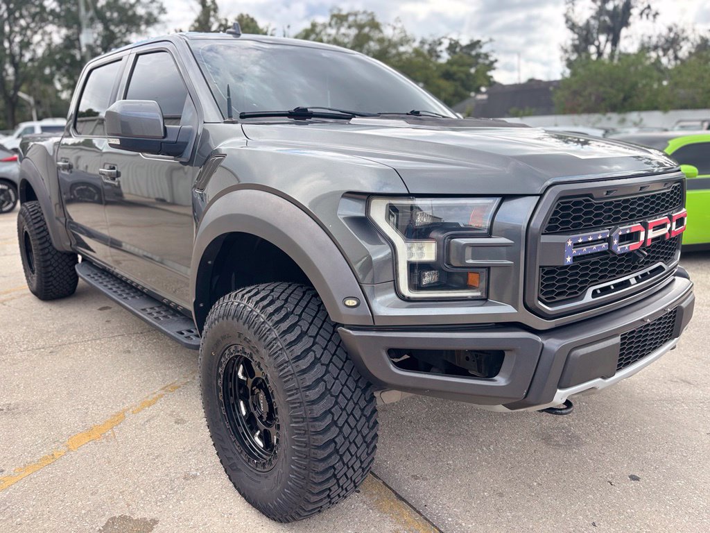 Used 2019 Ford F150 Raptor w/ Equipment Group 802A Luxury AWD/4WD image 7