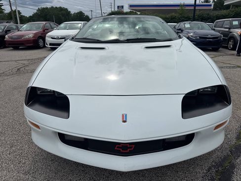 Used 1994 Chevrolet Camaro Z28 RWD image 32
