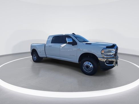 Certified 2023 RAM 3500 Laramie image 9