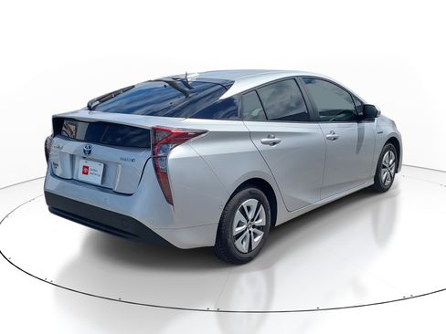 Used 2018 Toyota Prius Two w/ Prius Two Safety Plus Package image 6