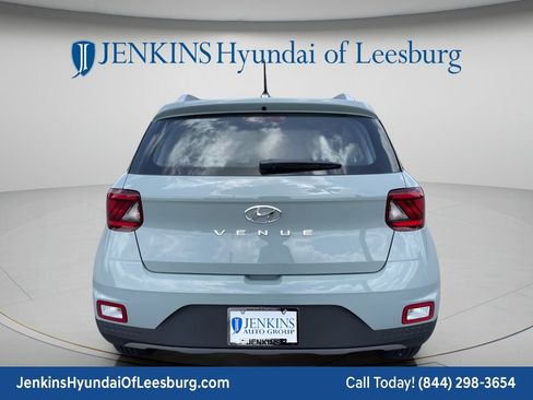 New 2026 Hyundai Venue SEL FWD image 4