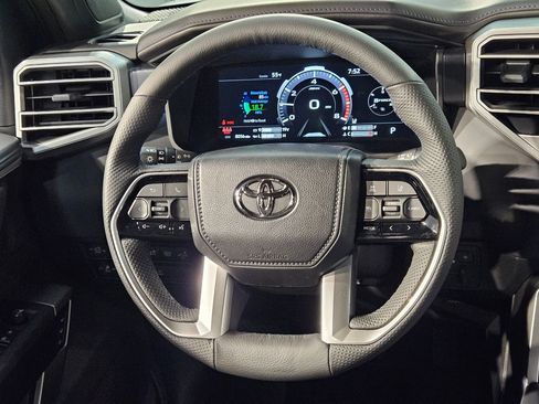 Used 2025 Toyota Tundra Platinum AWD/4WD image 27