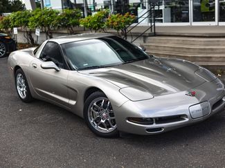 Used 1998 Chevrolet Corvette Coupe w/ Memory Pkg RWD video 2