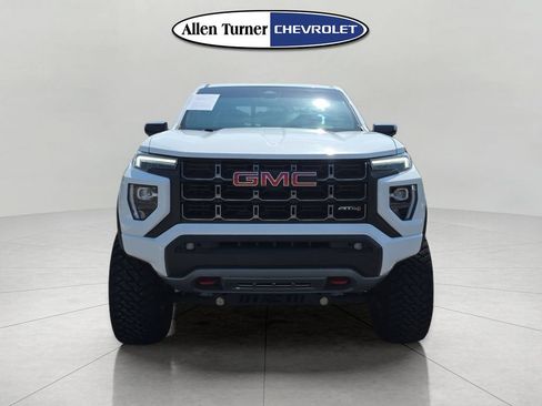 Used 2023 GMC Canyon AT4 w/ Canyon Safety Plus Package AWD/4WD image 2