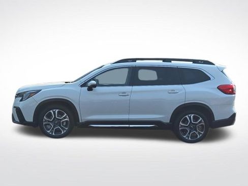 Used 2023 Subaru Ascent Limited AWD/4WD image 6