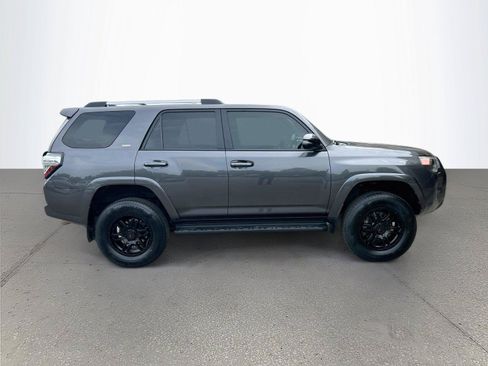 Used 2023 Toyota 4Runner SR5 Premium AWD/4WD image 3