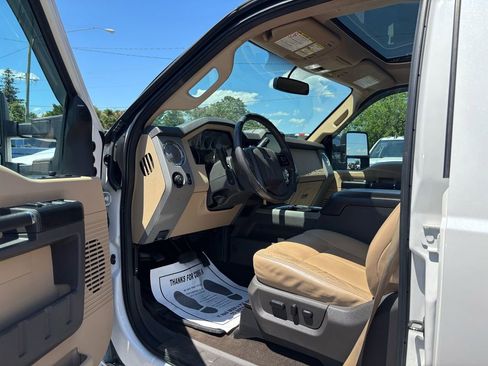 Used 2016 Ford F250 Lariat w/ Lariat Ultimate Package AWD/4WD image 17