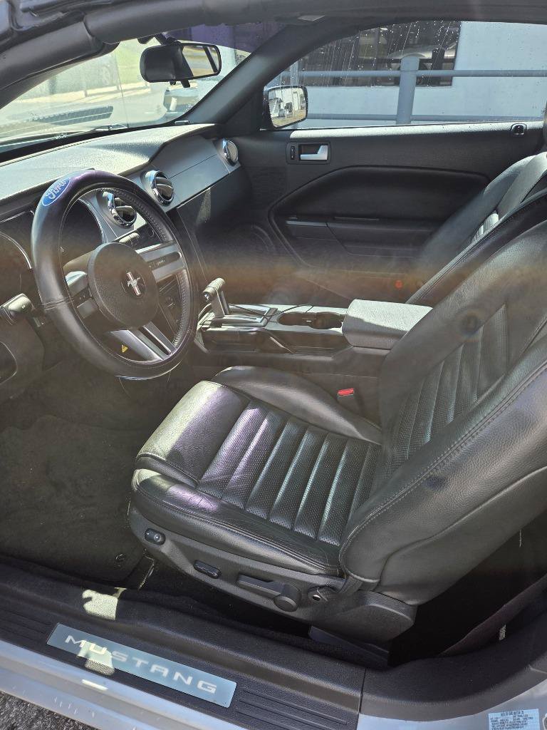 Used 2006 Ford Mustang GT RWD image 10