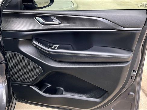 Used 2023 Jeep Grand Cherokee L Laredo image 22