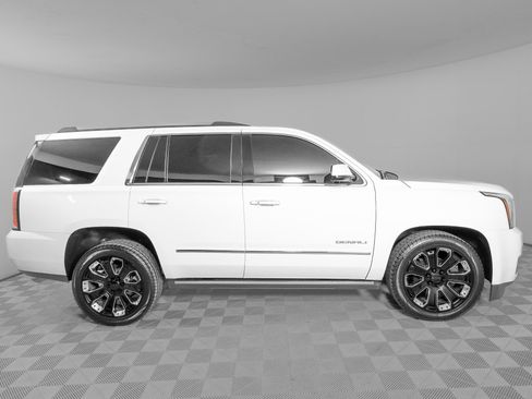 Used 2020 GMC Yukon Denali w/ Open Road Package image 4