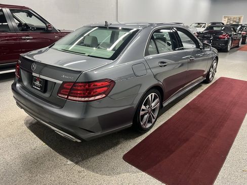 Used 2016 Mercedes-Benz E 350 4MATIC Sedan image 14