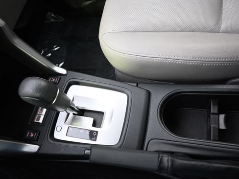 Used 2014 Subaru Forester 2.5i Touring AWD/4WD image 30