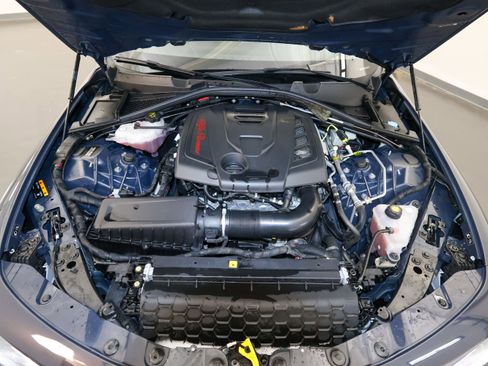 Used 2019 Alfa Romeo Giulia Ti AWD/4WD image 57