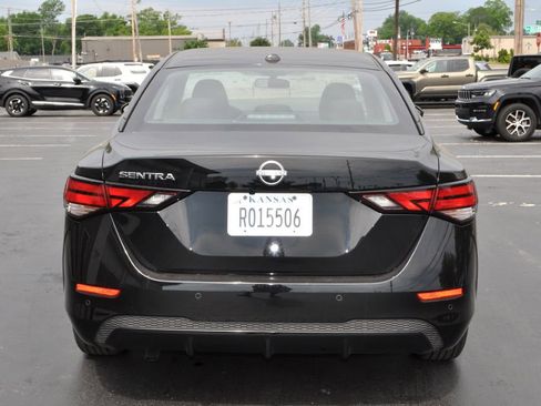 Used 2025 Nissan Sentra SV FWD image 22