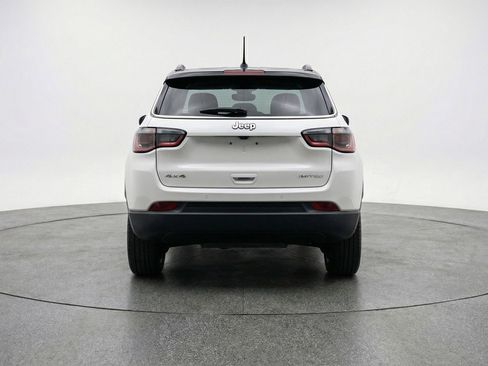 Used 2025 Jeep Compass Limited AWD/4WD image 7
