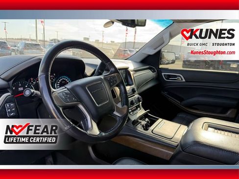 Used 2019 GMC Yukon Denali w/ Denali Ultimate Package image 28