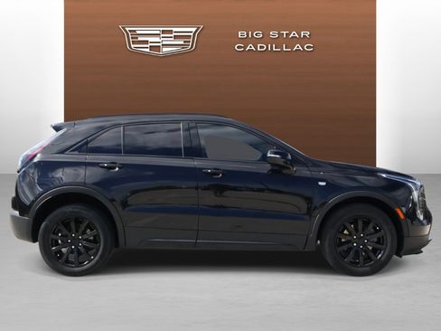 Certified 2023 Cadillac XT4 Sport w/ Technology Package FWD image 6
