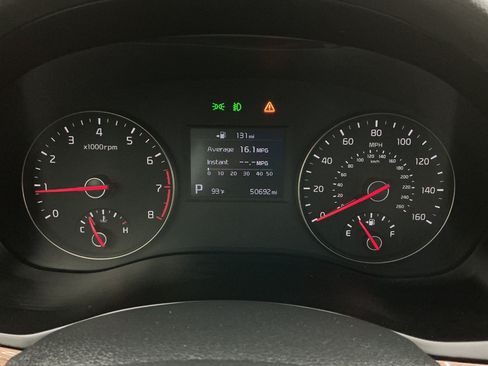Used 2018 Kia Cadenza Premium FWD image 33