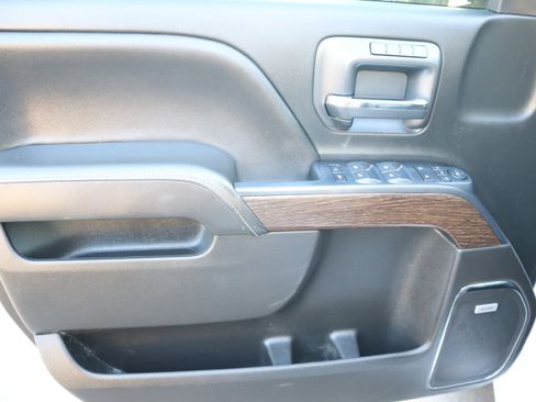 Used 2018 GMC Sierra 3500 Denali w/ Duramax Plus Package image 15