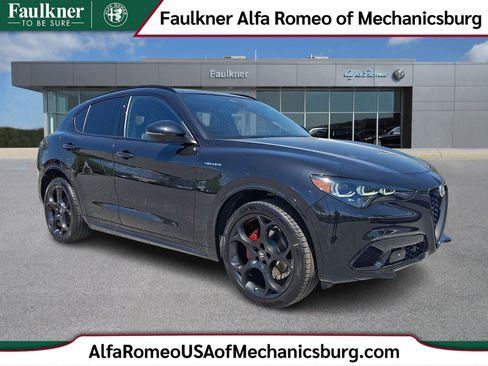 New 2026 Alfa Romeo Stelvio Sprint AWD/4WD image 1