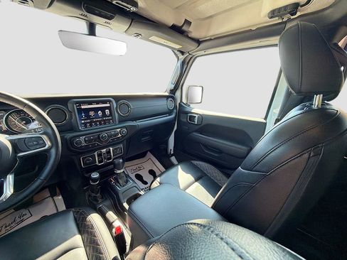Used 2021 Jeep Gladiator Overland AWD/4WD image 26