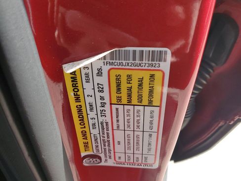 Used 2016 Ford Escape Titanium image 31