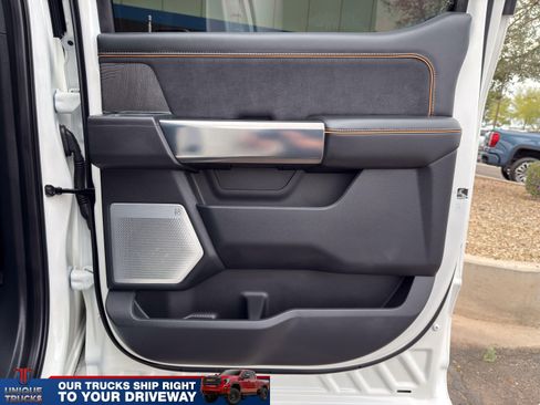 Used 2024 Ford F350 Platinum w/ FX4 Off-Road Package image 26