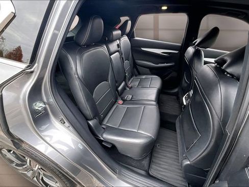 Used 2021 INFINITI QX50 Luxe w/ Appearance Package image 27