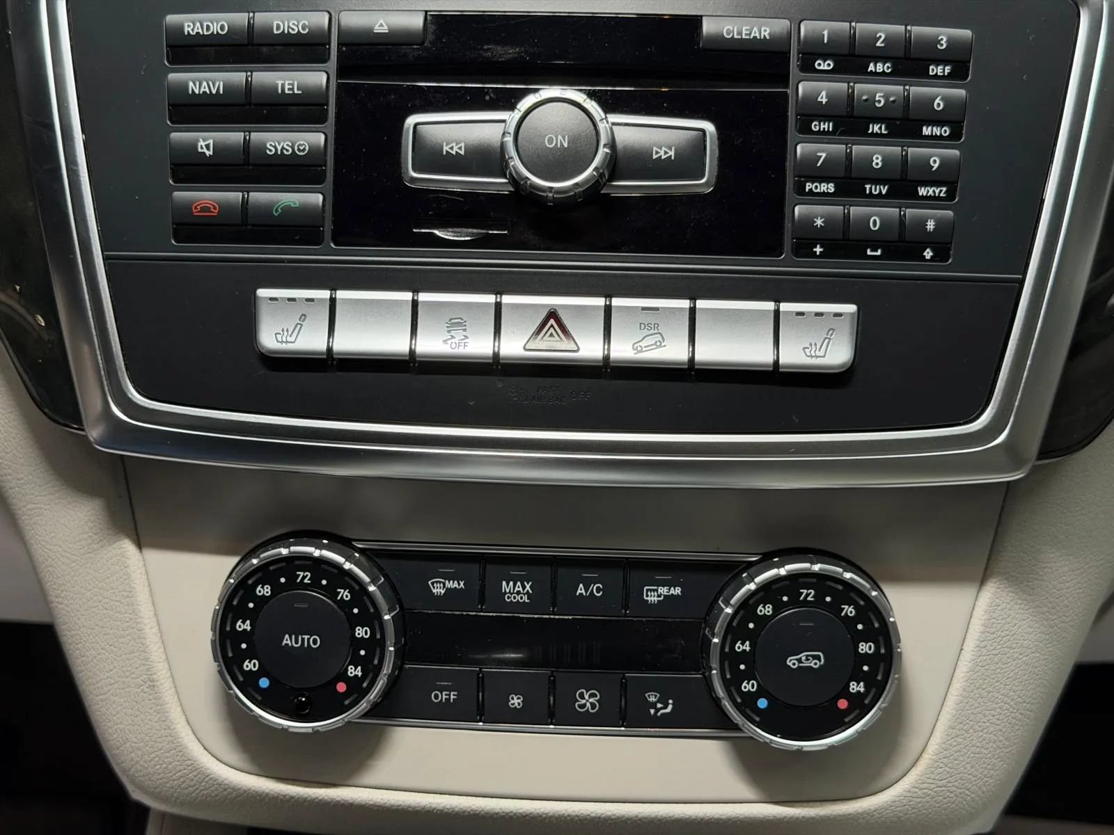 Used 2015 Mercedes-Benz ML 350 4MATIC w/ Premium 1 Package image 36